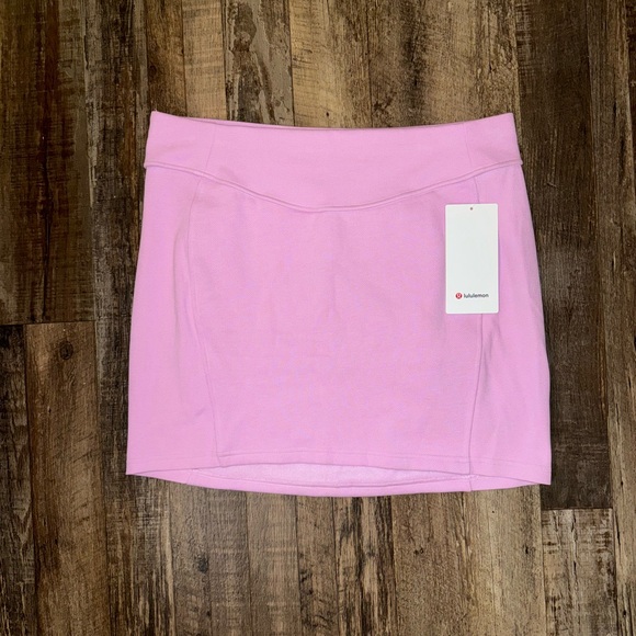 Lululemon Scuba High-Rise Mini Skirt in Vitapink - Picture 5 of 7